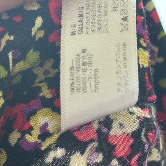 American apparel Floral button down tie front crop top size M/L - Picture 9 of 9